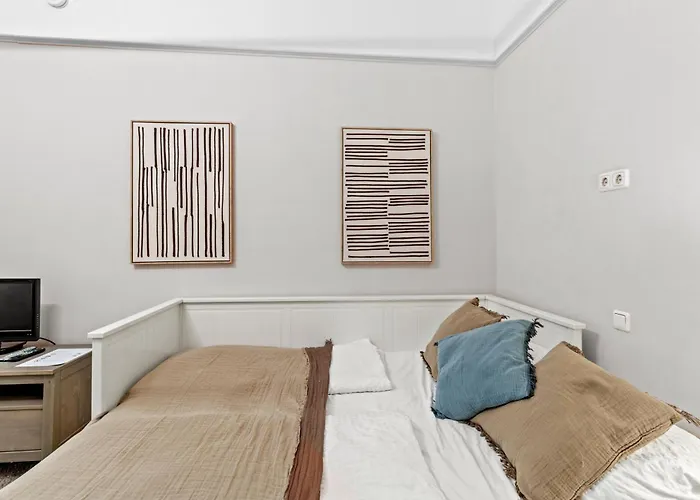 Bright Near Augarten - Near Center - 5min To Metro U2 Apartment Wien