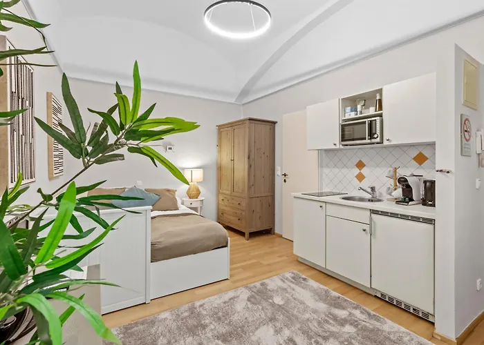 Bright Near Augarten - Near Center - 5min To Metro U2 Apartment *