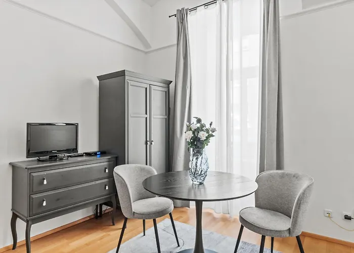 Bright Near Augarten - Near Center - 5min To Metro U2 Wien