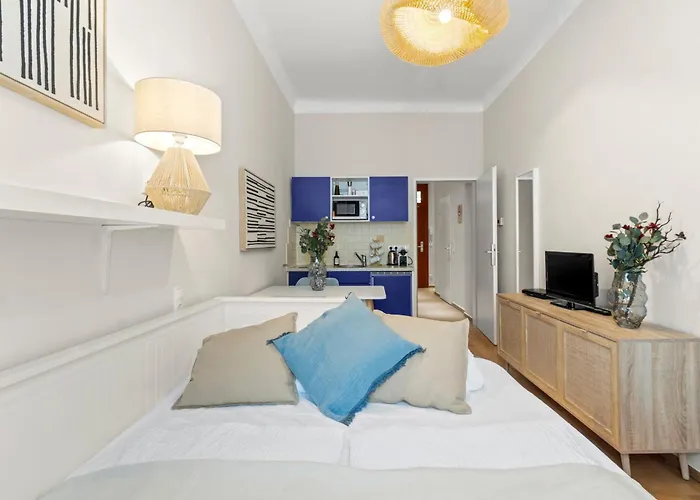 Bright Near Augarten - Near Center - 5min To Metro U2 Apartment Wien